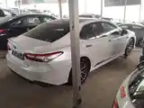 Toyota Camry, 2018-4