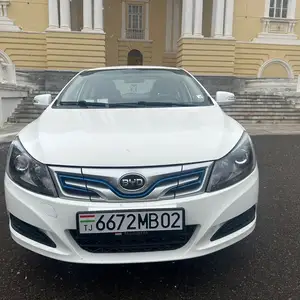 BYD E5, 2024