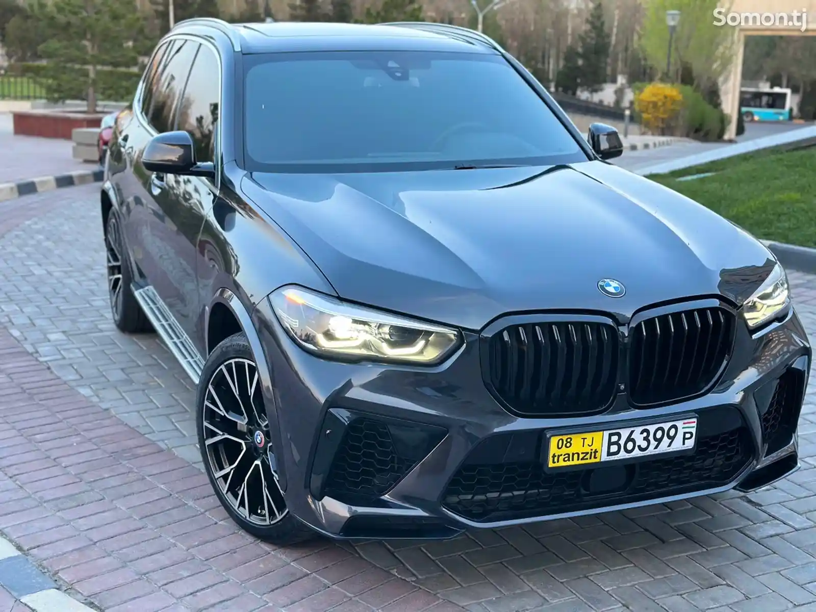 BMW X5, 2021-3