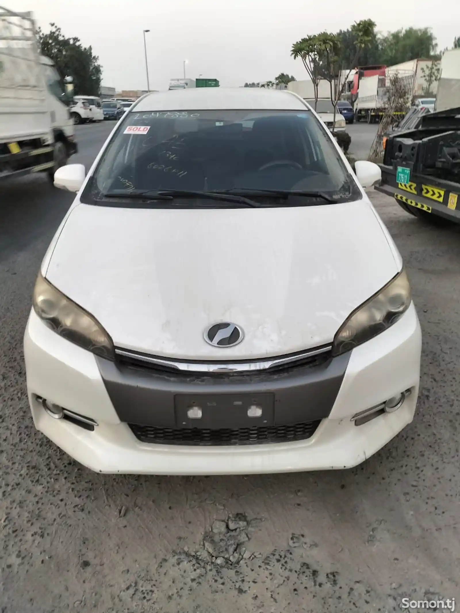 Toyota Wish, 2014-8