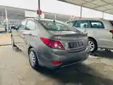 Hyundai Accent, 2017-3