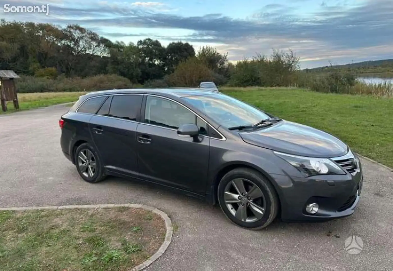 Toyota Avensis, 2016-9