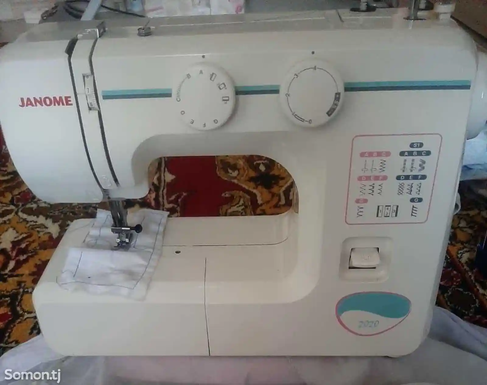Швейная машинка janome-1