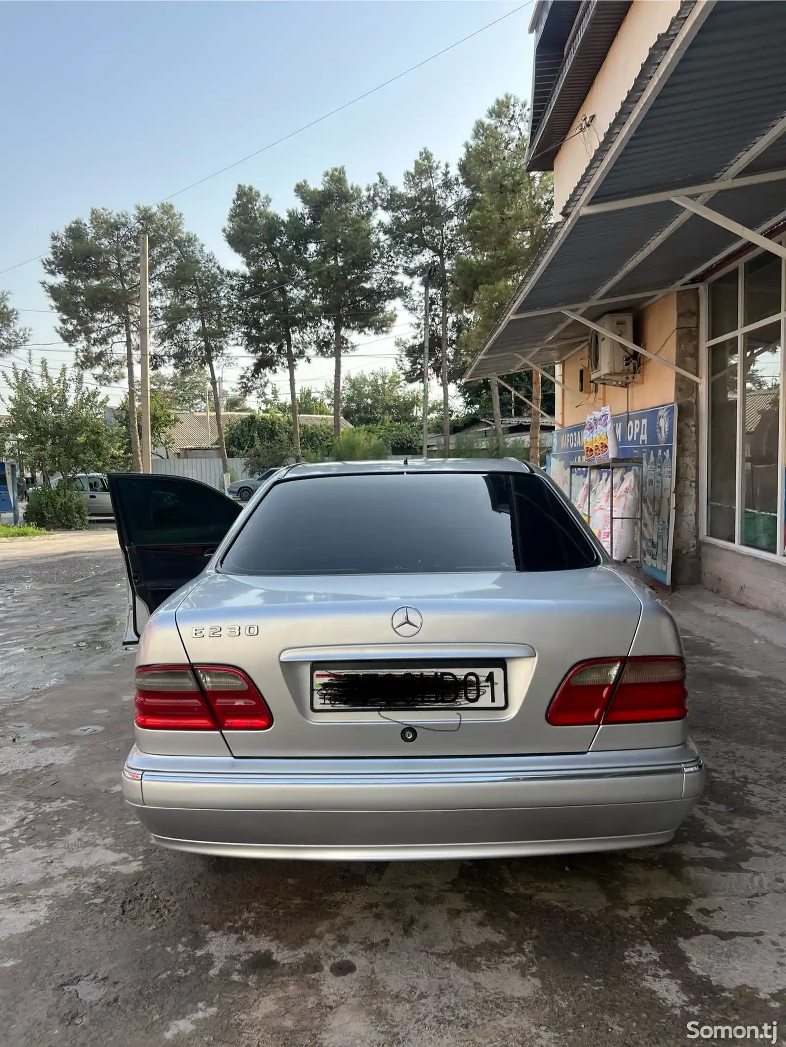 Mercedes-Benz E class, 2001-3