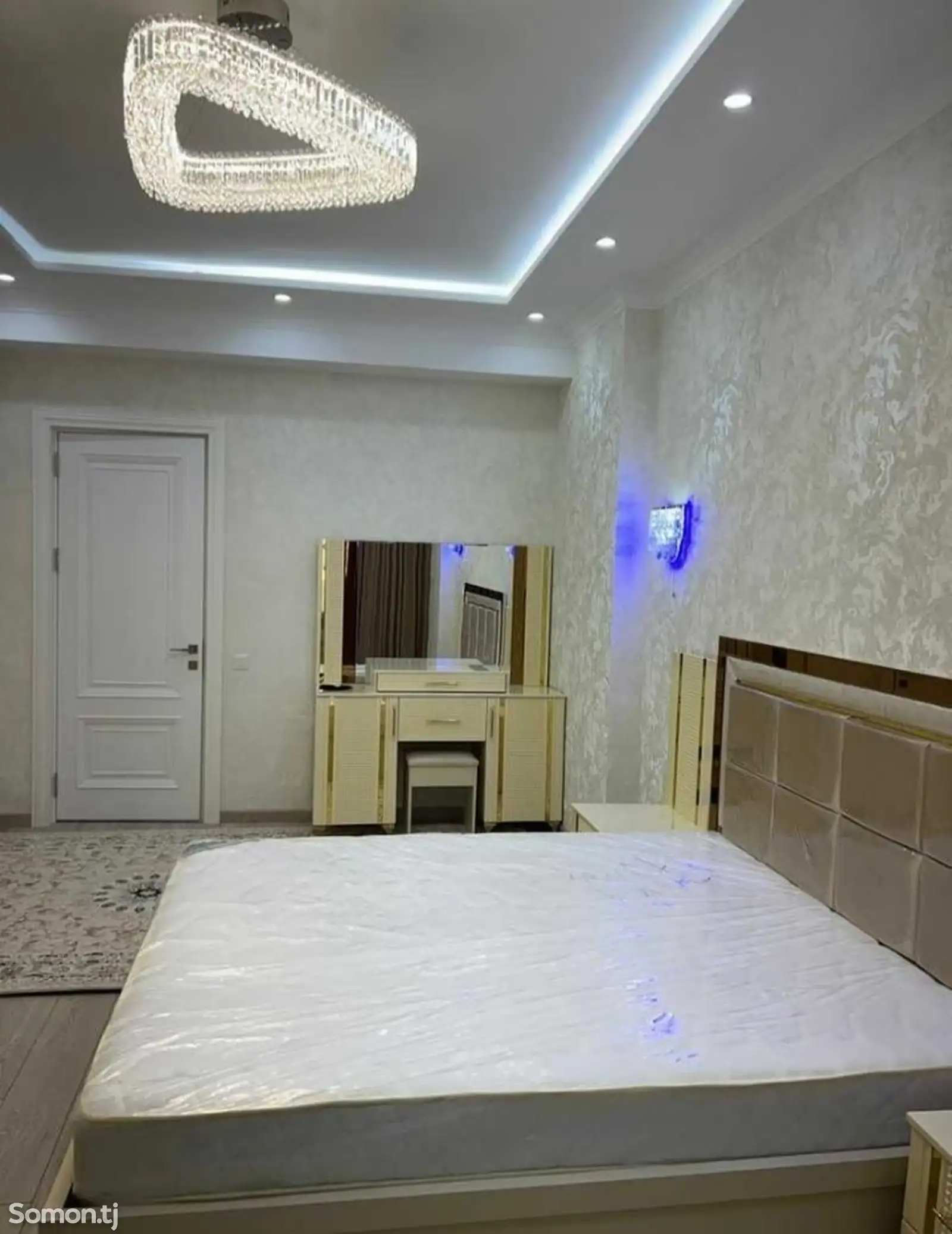 2-комн. квартира, 2 этаж, 90м², 19мкр-1