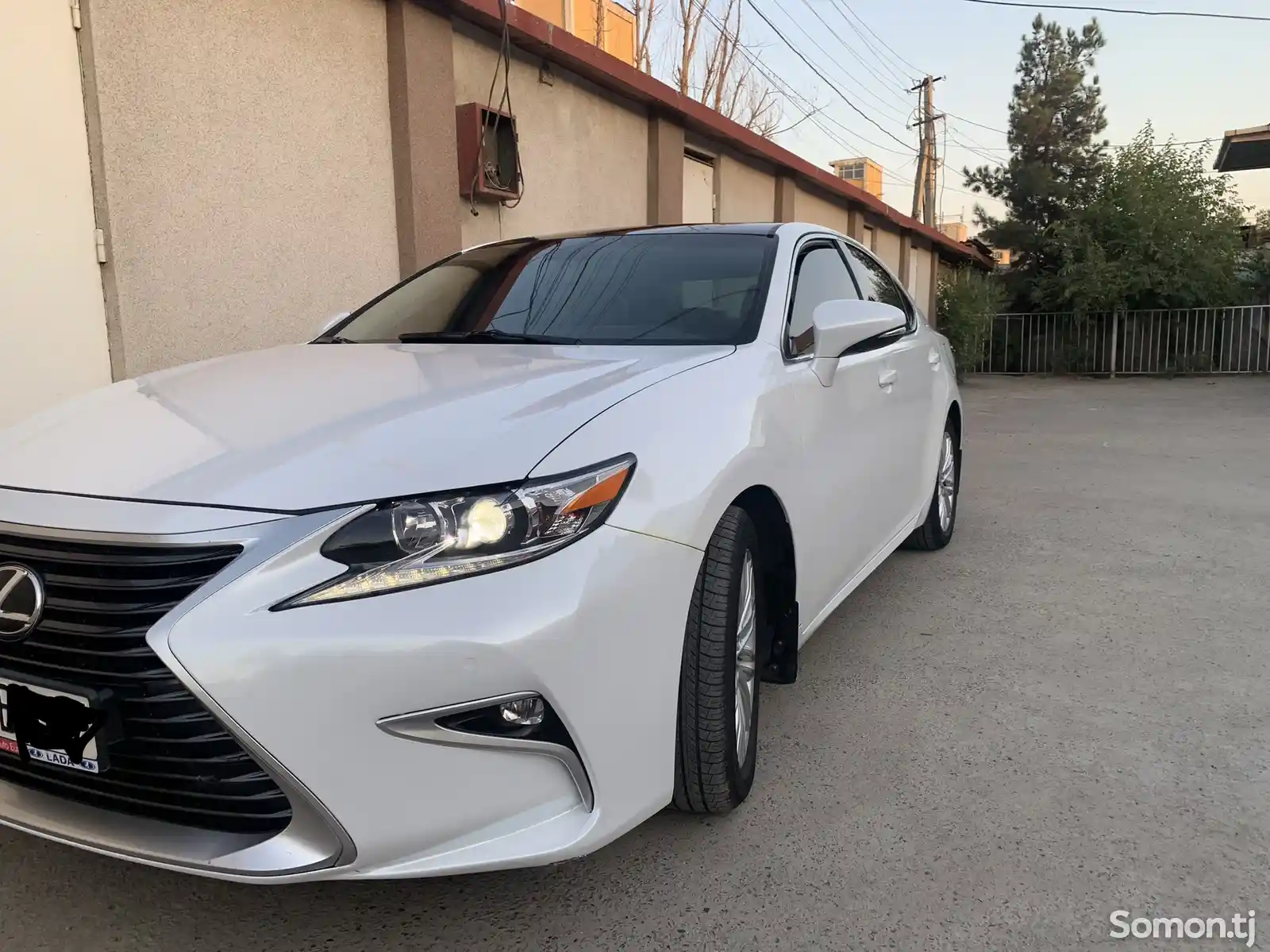 Lexus ES series, 2018-2