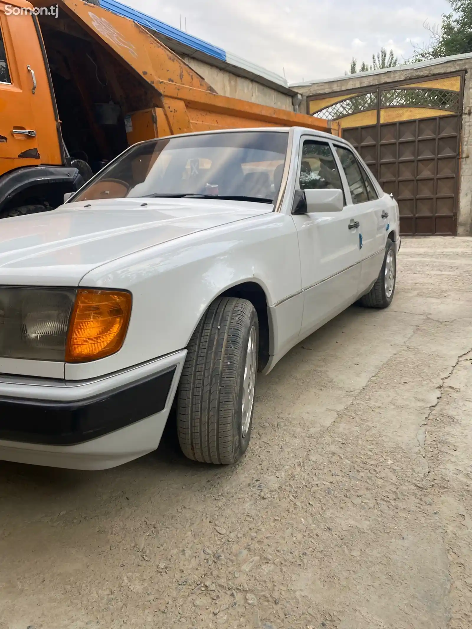 Mercedes-Benz W124, 1991-4