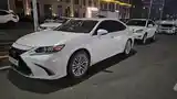 Lexus ES series, 2015-2