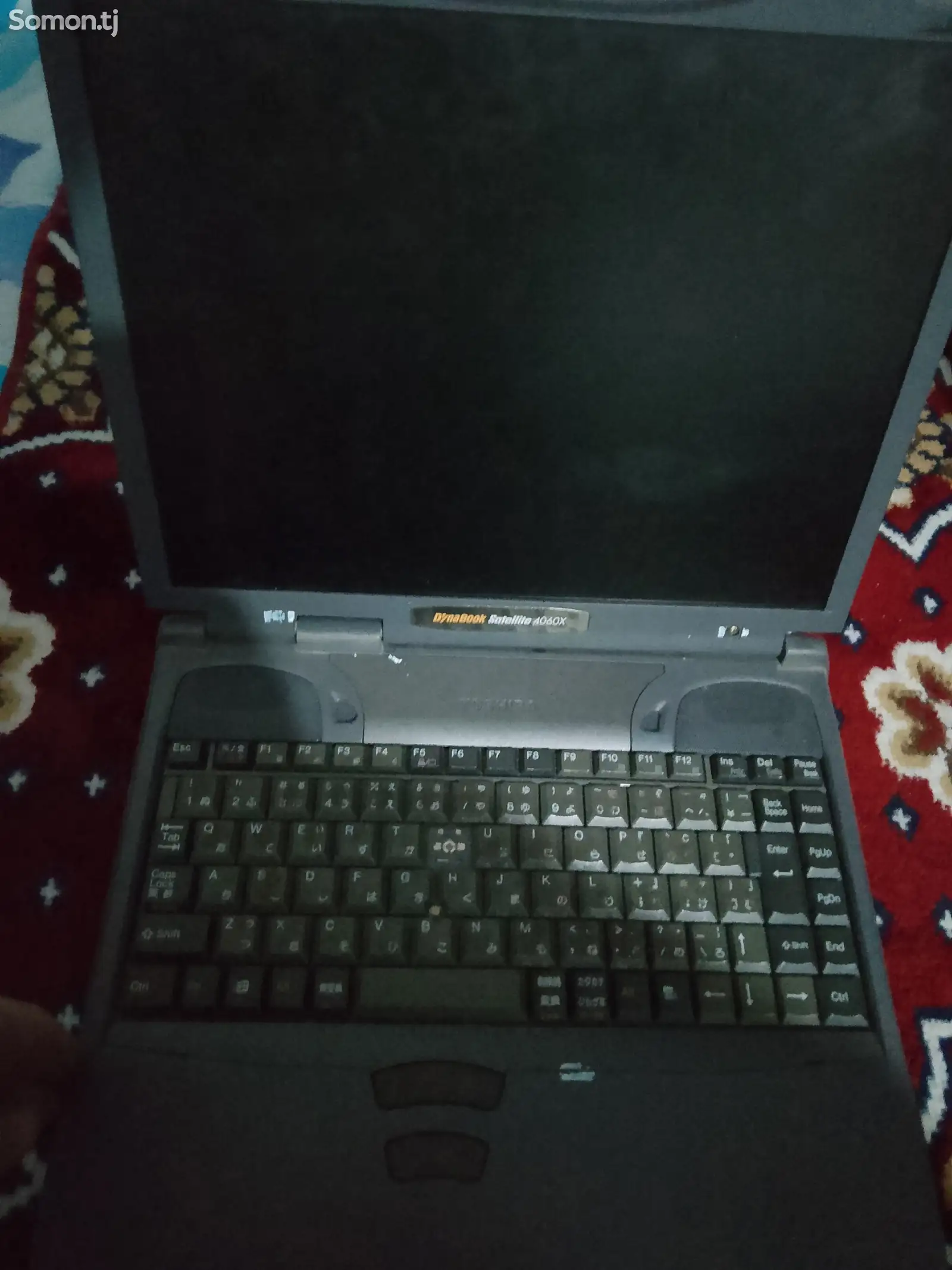 Ноутбук Toshiba-1