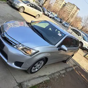 Toyota Fielder, 2014