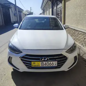 Hyundai Elantra, 2017