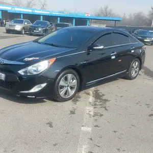 Hyundai Sonata, 2012