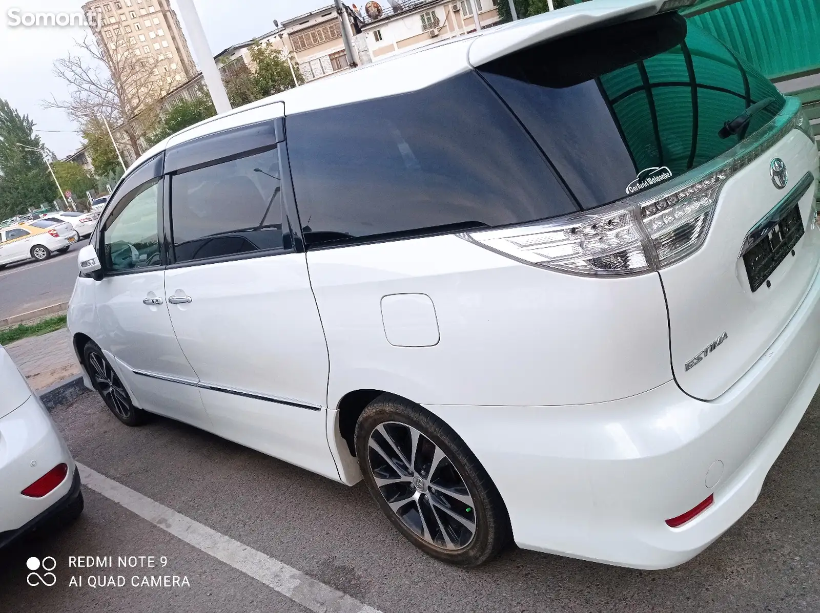 Toyota Estima, 2014-4