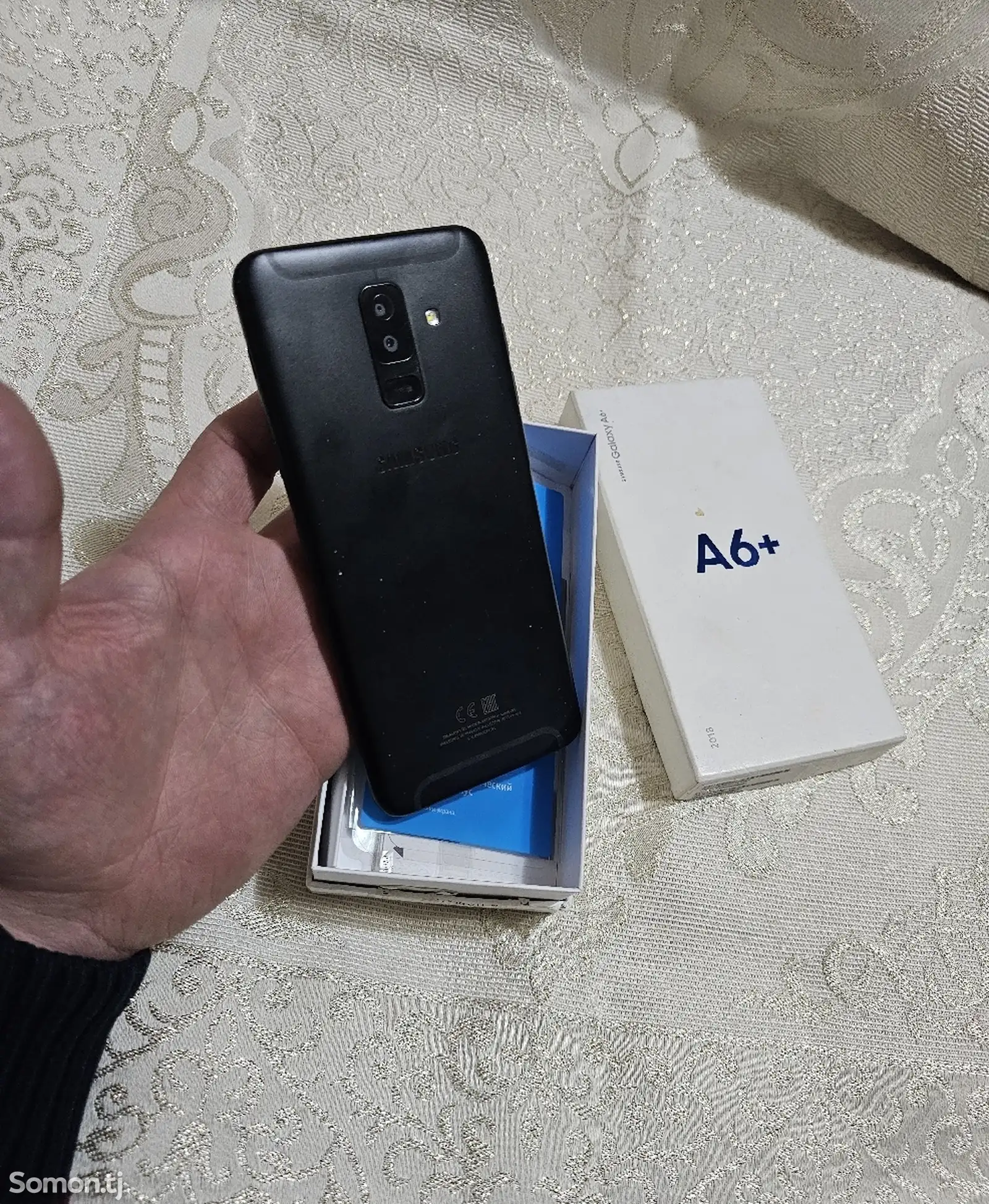 Samsung Galaxy A6 plus