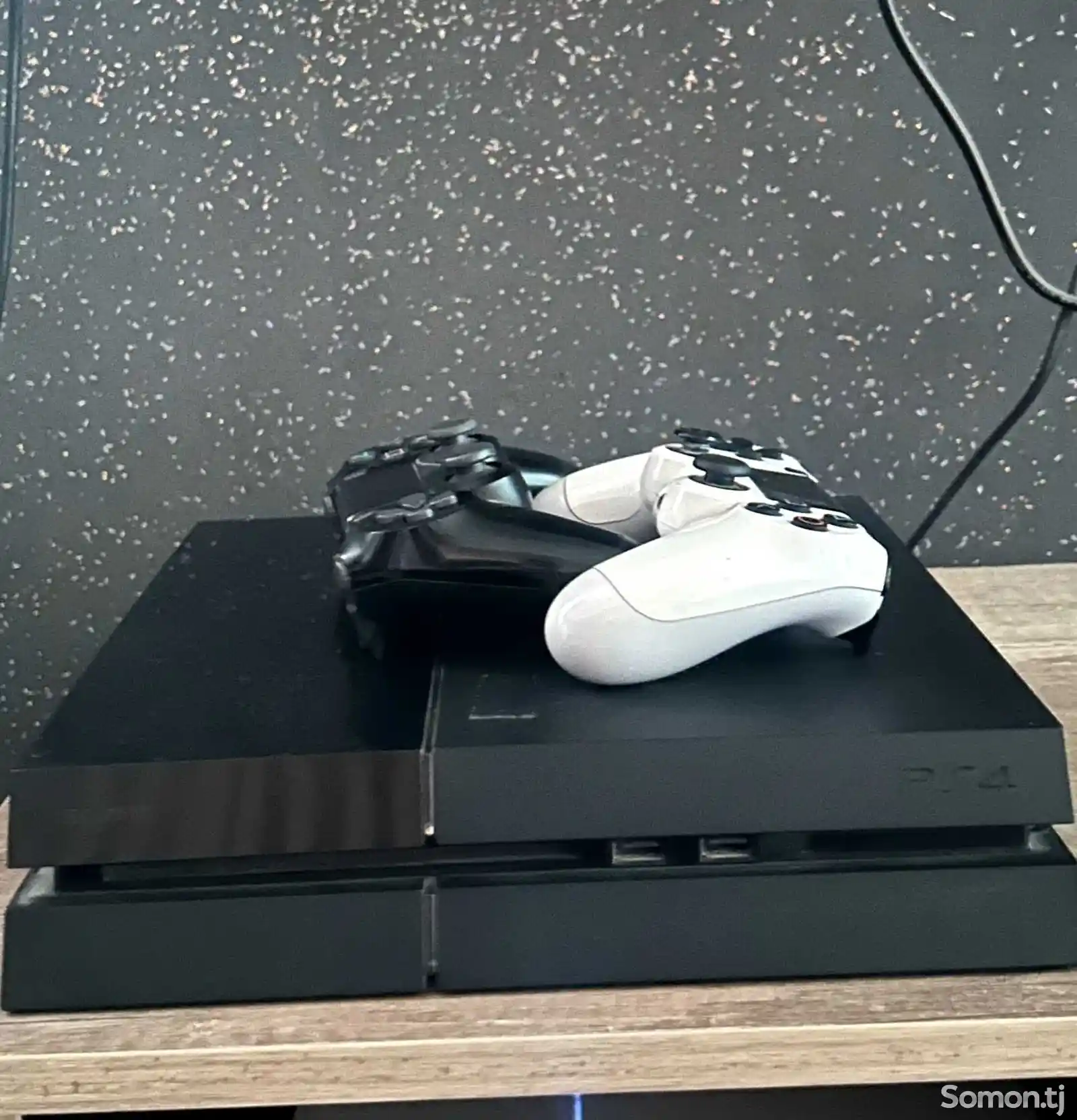 Игровая приставка PS 4-2