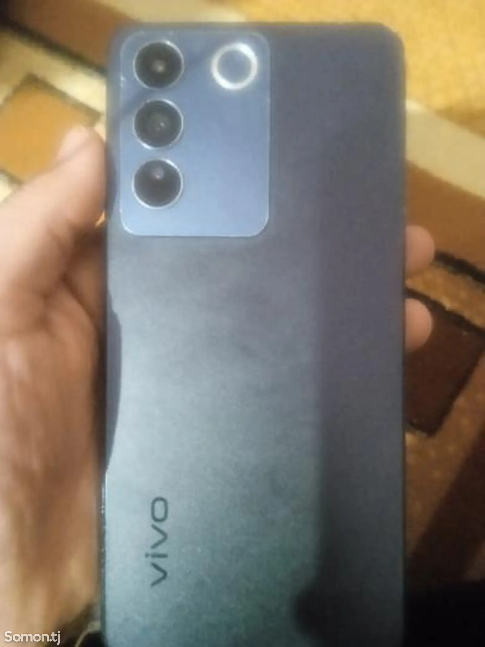 Vivo V27e-1