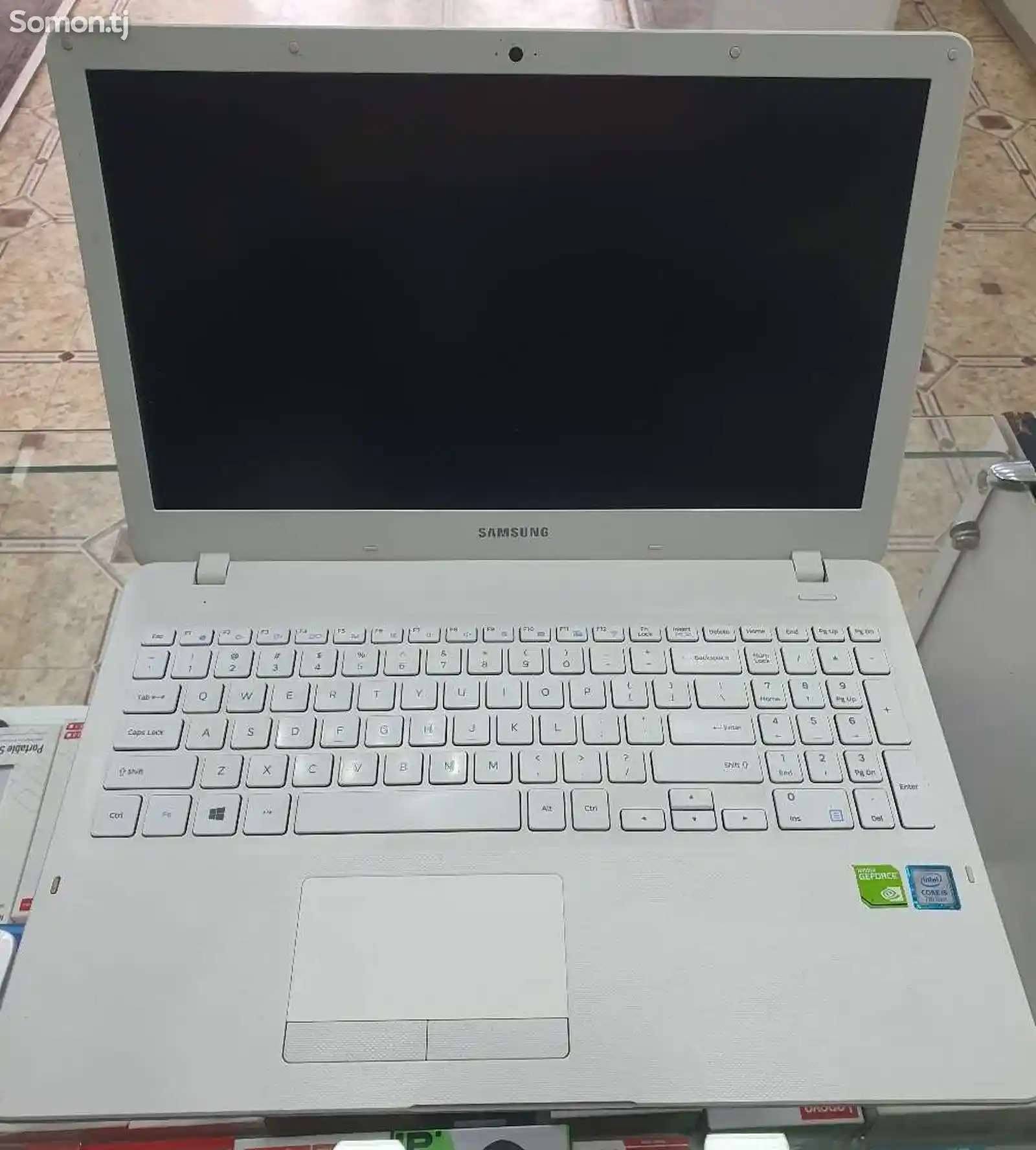 Ноутбук Samsung Core I5 7gen 8gb/256ssd-6