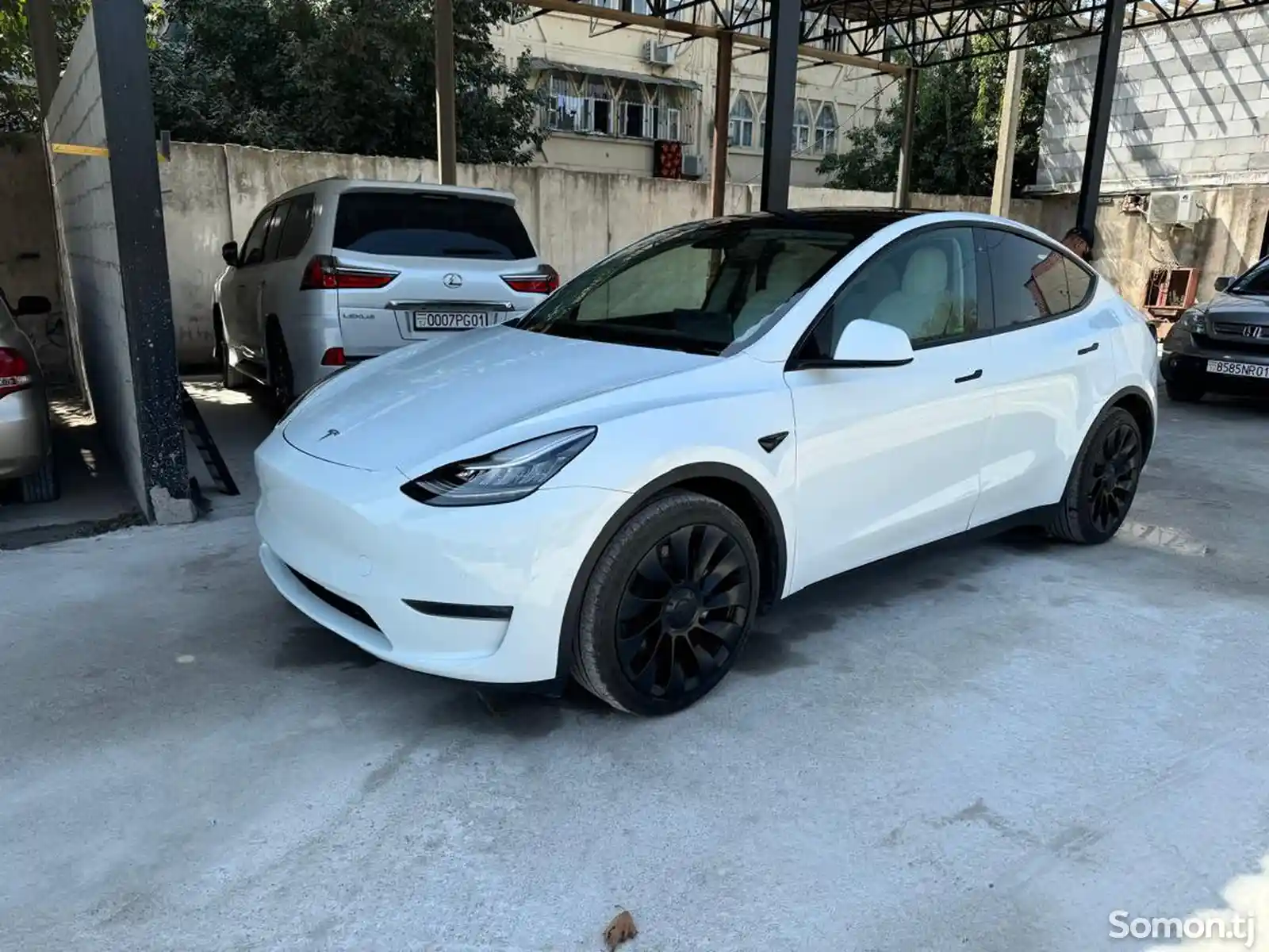 Tesla Model Y, 2020-1