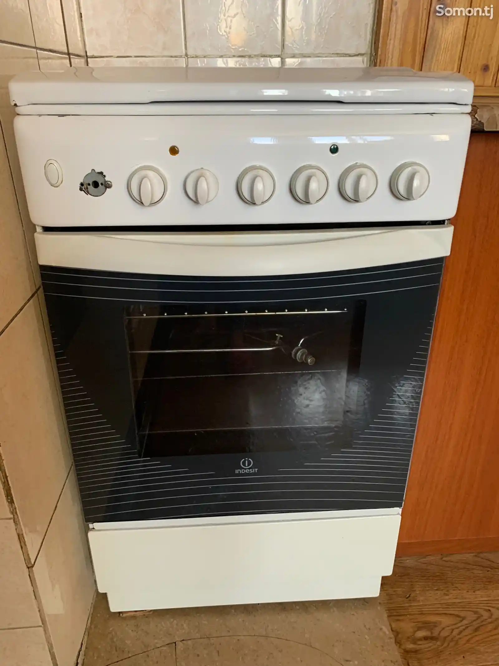 Плита Indesit-1