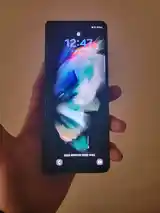 Samsung Galaxy Z fold 3-2