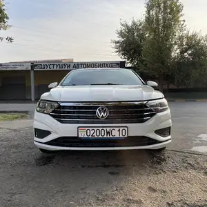 Volkswagen Jetta, 2018