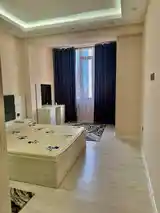 2-комн. квартира, 15 этаж, 55м², Созидание, айни 55-4