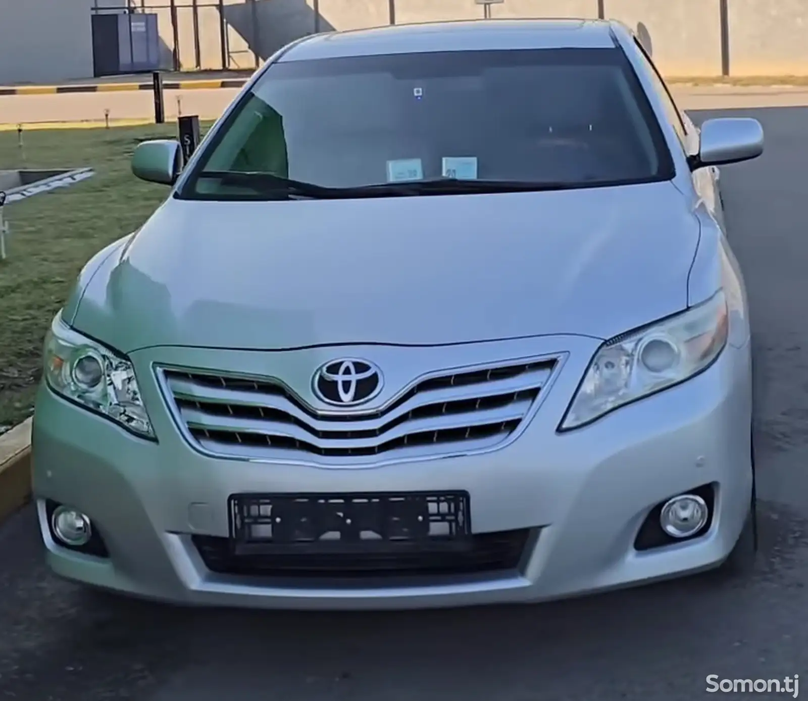 Toyota Camry, 2010-1