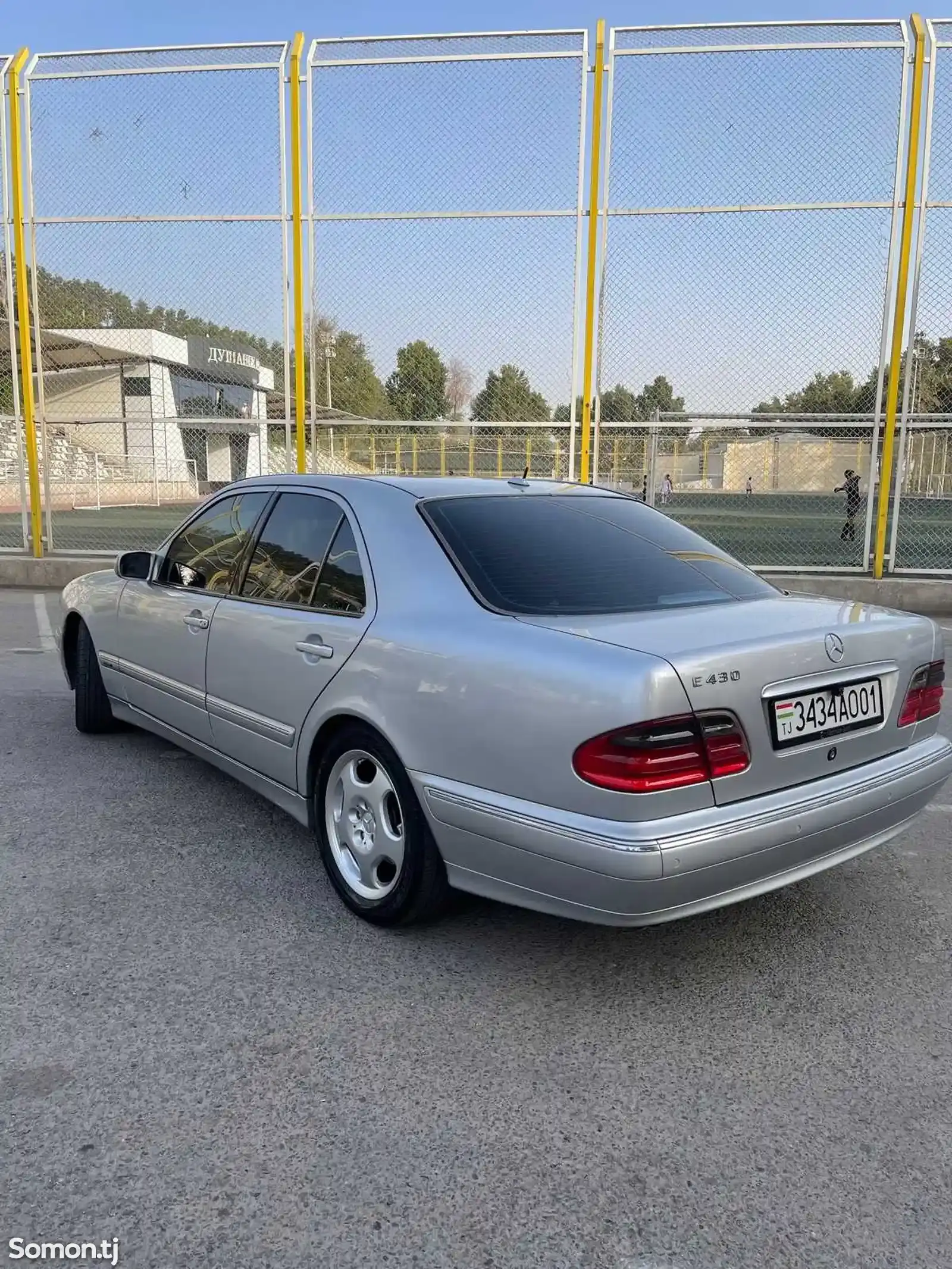 Mercedes-Benz E class, 2000-3