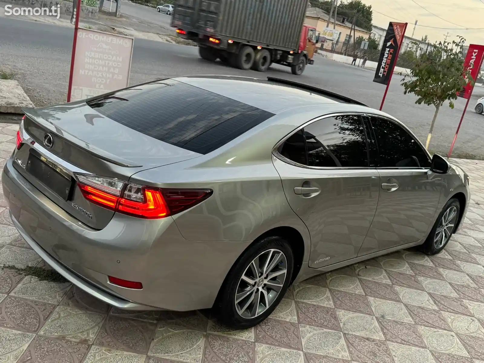 Lexus ES series, 2016-4