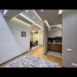 2-комн. квартира, 10 этаж, 58м², Айни