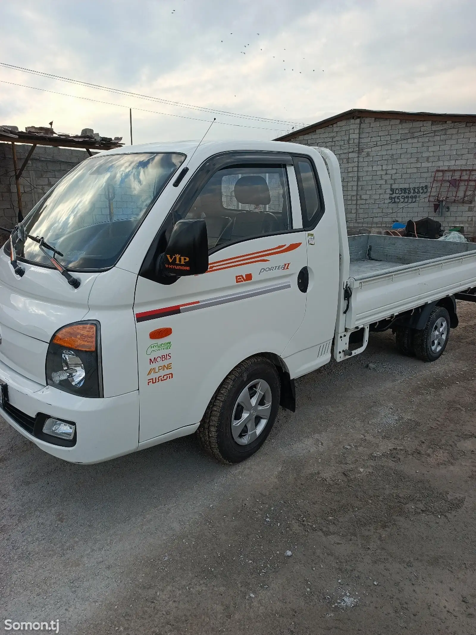 Бортовой автомобиль Hyundai Porter 2, 2015-1