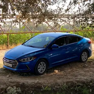 Hyundai Elantra, 2017