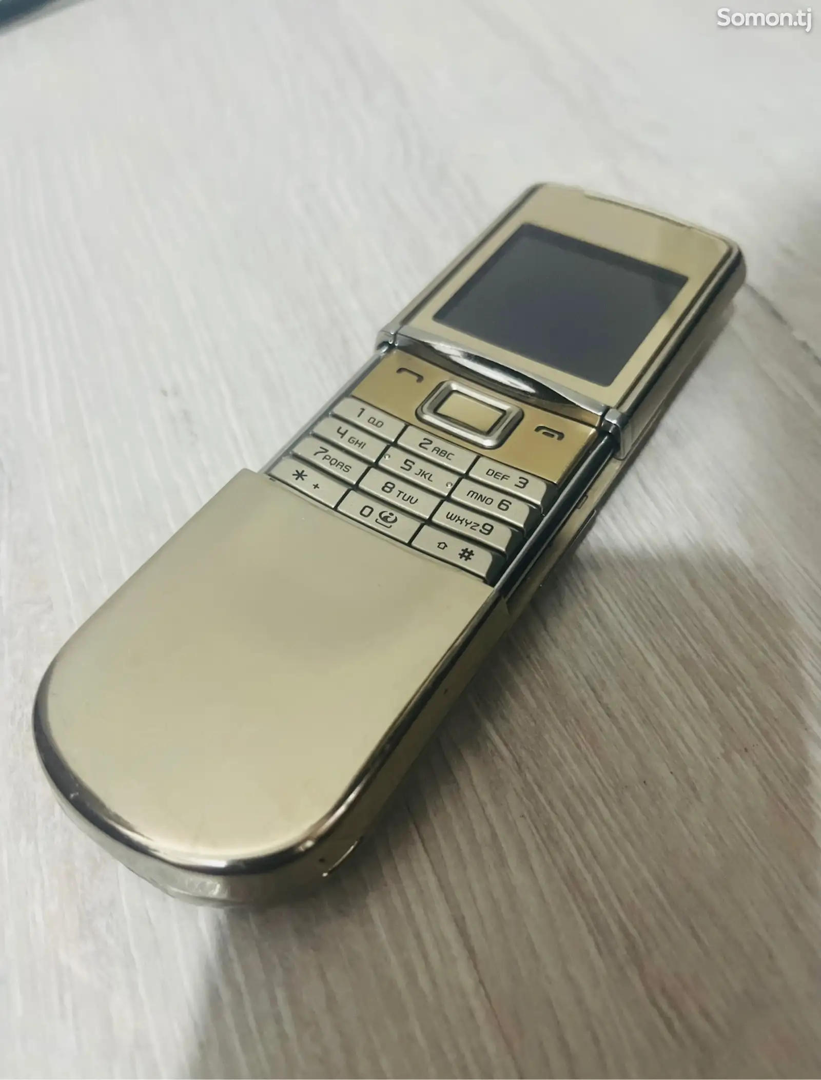 Nokia 8800 Sirocco Gold-1