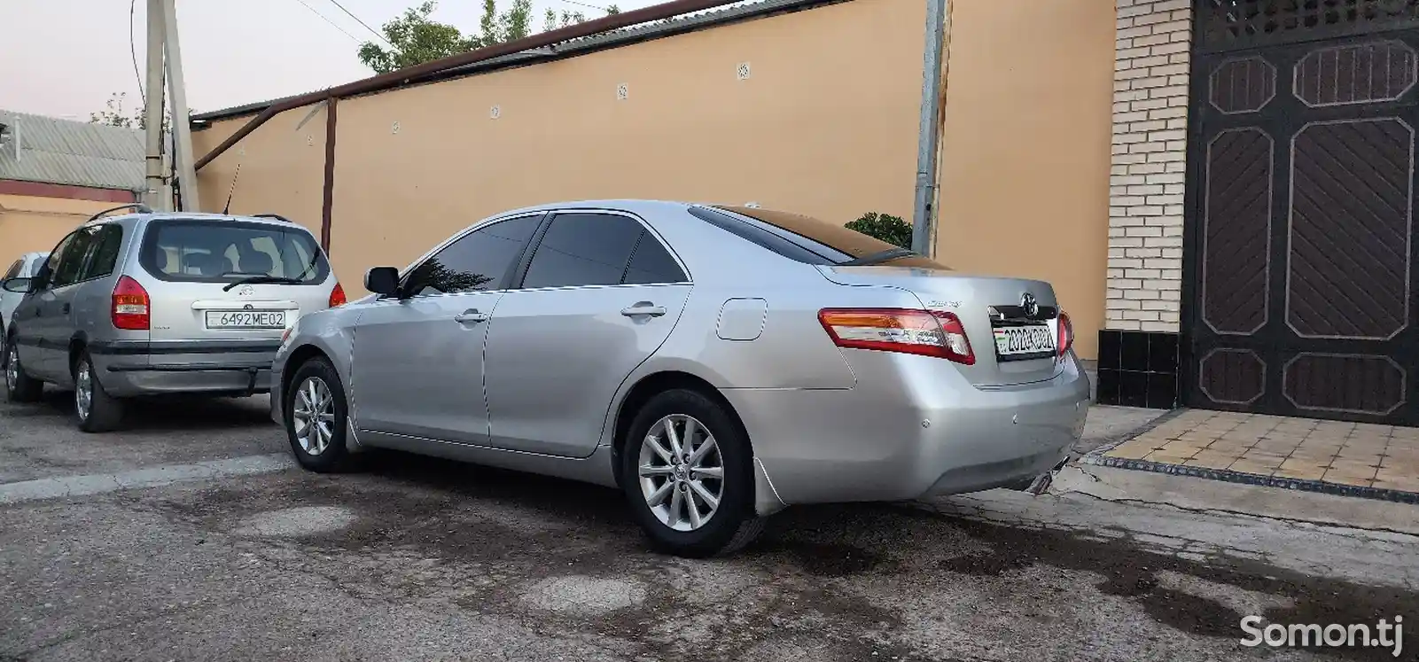 Toyota Camry, 2010-6