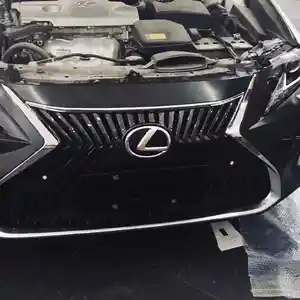 Бампер от Lexus ES 2018