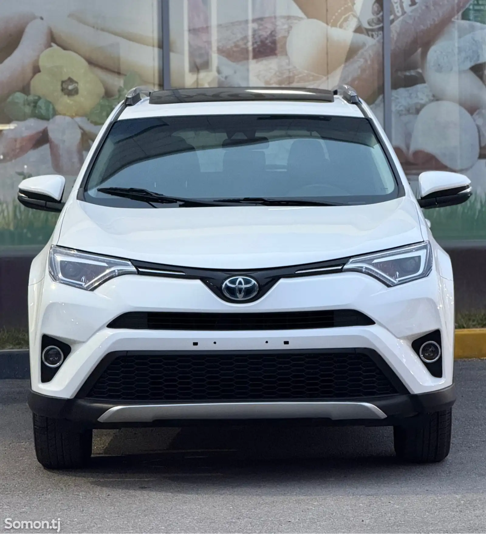 Toyota RAV 4, 2017-1