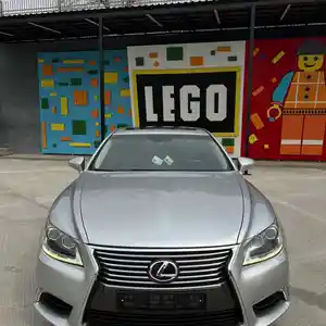 Lexus LS series, 2013