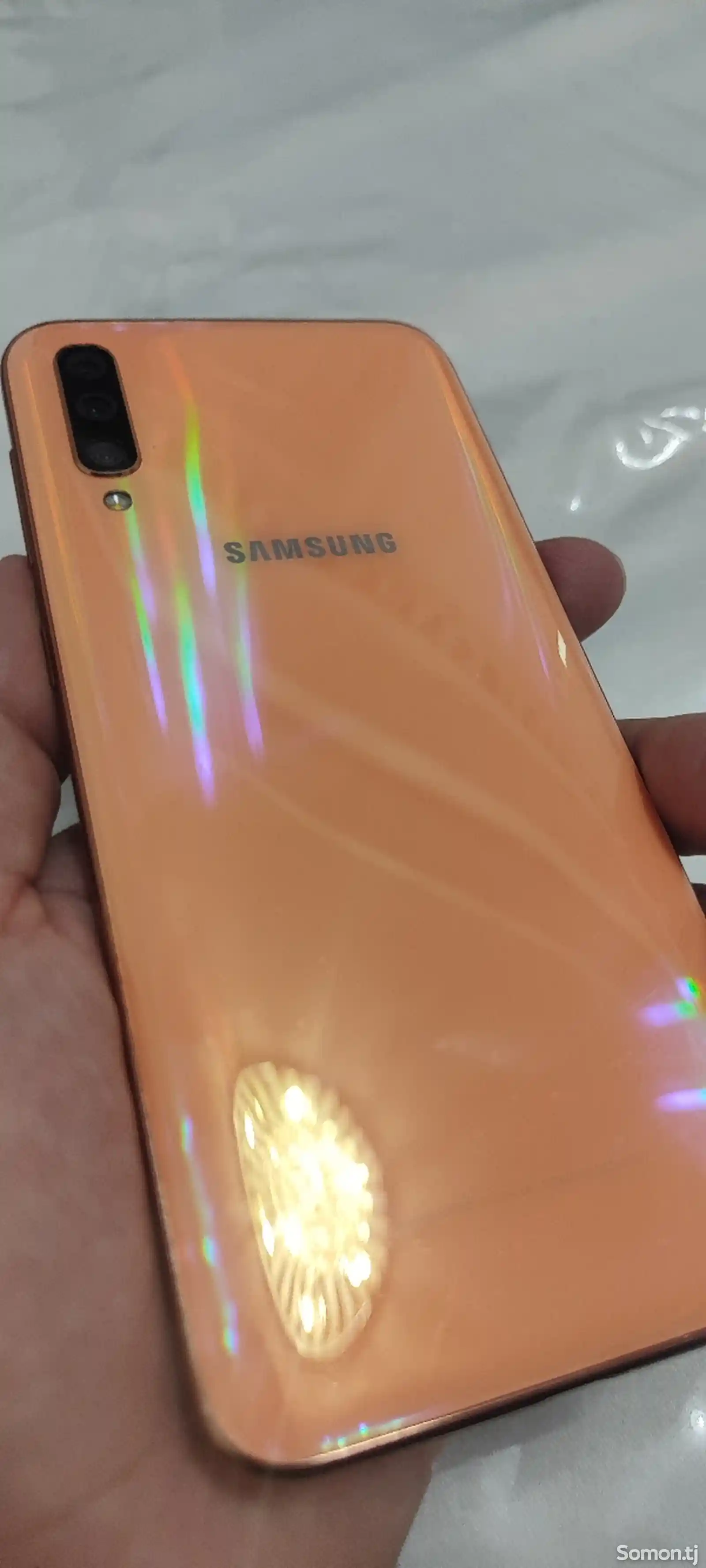 Samsung galaxy A50-4