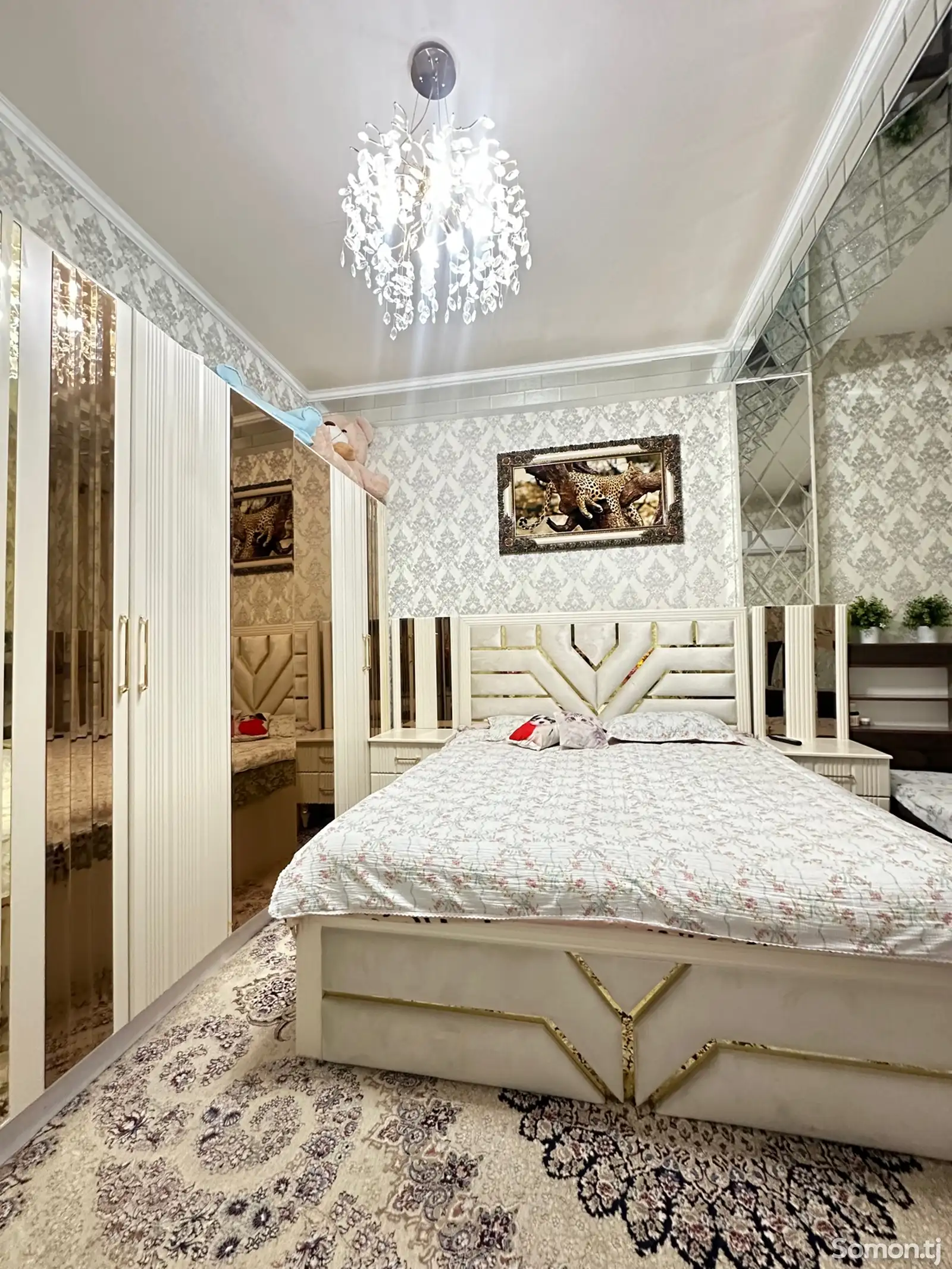 2-комн. квартира, 3 этаж, 49 м², бозори Фаровон-1