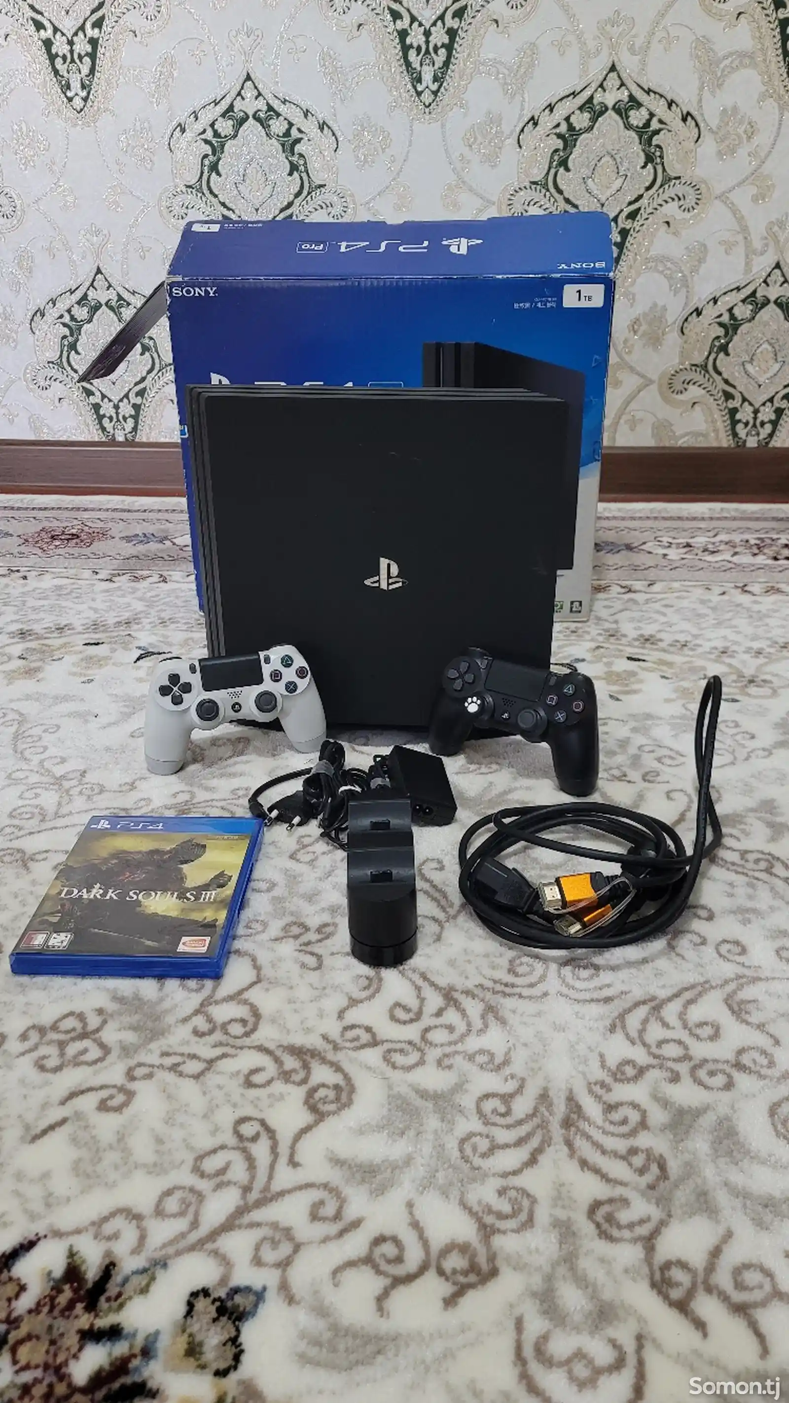 Игровая приставка PlayStation 4 pro 1 tb-2