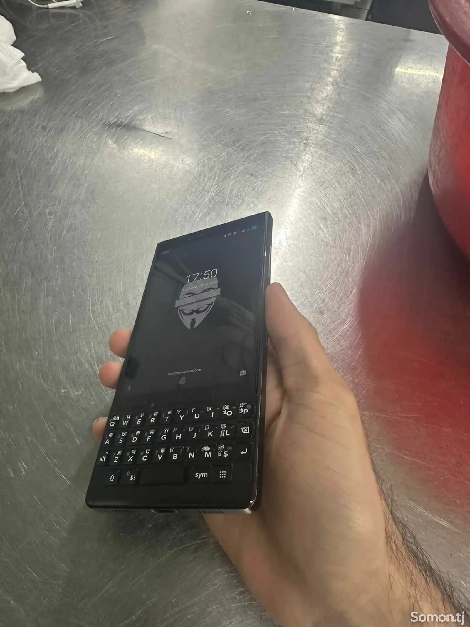 BlackBerry Key2-6