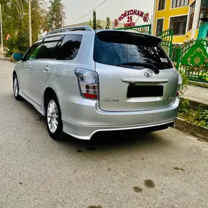 Toyota Fielder, 2009