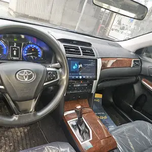 Toyota Camry, 2015