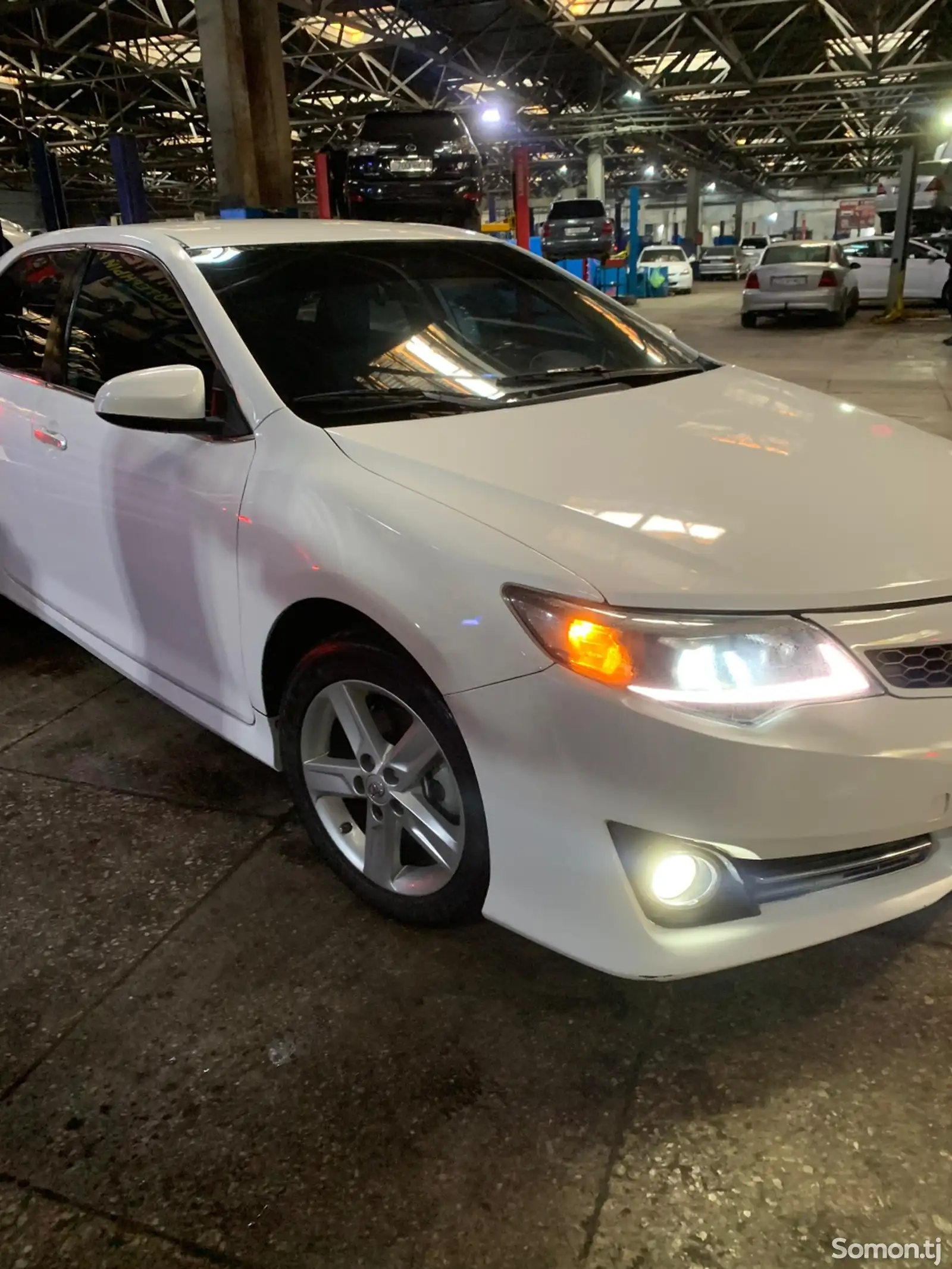 Toyota Camry, 2012-1