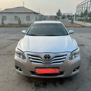 Toyota Camry, 2011