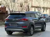 Hyundai Tucson, 2016-7