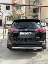 Toyota RAV 4, 2018-3