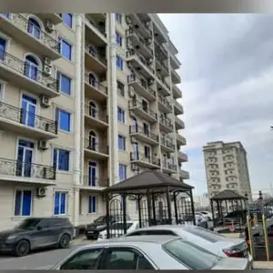 2-комн. квартира, 1 этаж, 68м², 19мик