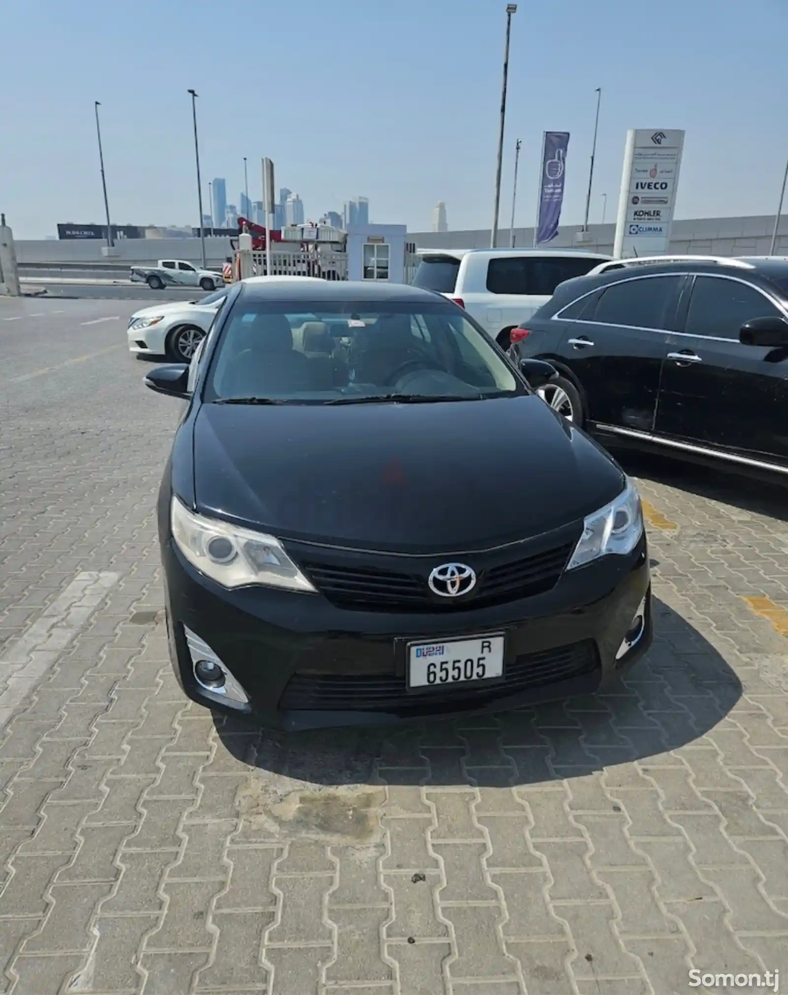 Toyota Camry, 2015-11