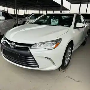 Toyota Camry, 2015